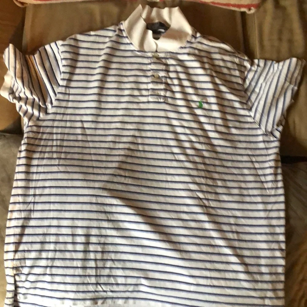 Polo - Picture 1 of 2